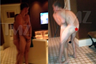 Alcune delle immagini del principe Harry pubblicate lo scorso agosto dal sito di gossip TMZ
