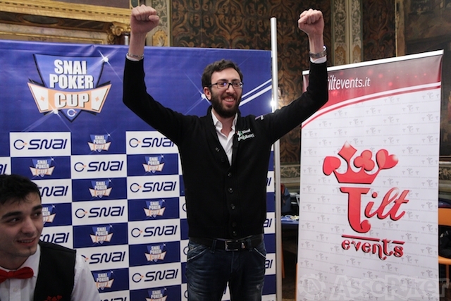 Gabriele Lepore esulta: anche la Snai Poker Cup è sua