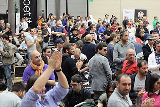 Il momento dell'annuncio del nuovo record di iscrizioni, con la standing ovation di tutti i giocatori in sala