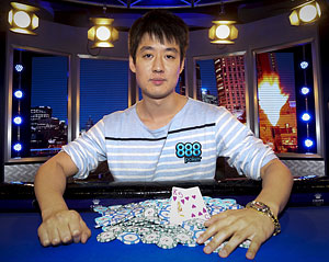 Aaron Lim, qui il giorno della vittoria alle WSOP APAC