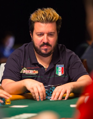 Max Pescatori, a caccia di un piazzamento prestigioso e del terzo braccialetto in carriera (photo courtesy Pokernews.com)