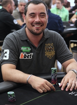 Filippo Etna, tra i chipleader dopo il day 1A