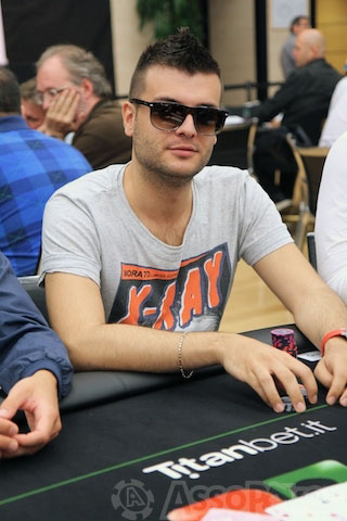Antonio Bernaudo, a segno nel 'Follow'