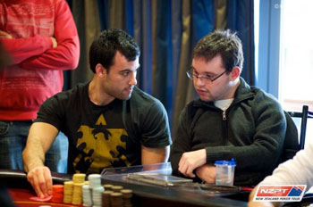 Jonathan Bredin (a destra) con il suo amico/assistente Chris durante il torneo