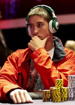 Daniel 'mrGR33n13' Colman