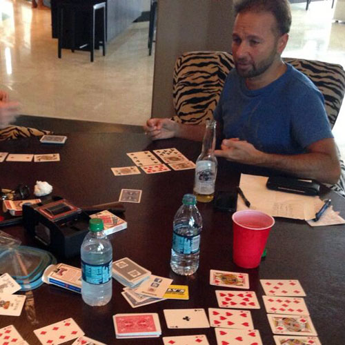 Daniel Negreanu gioca a Poker Cinese in casa Ivey