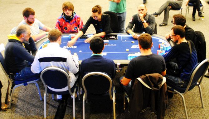final-table-high-roller-670