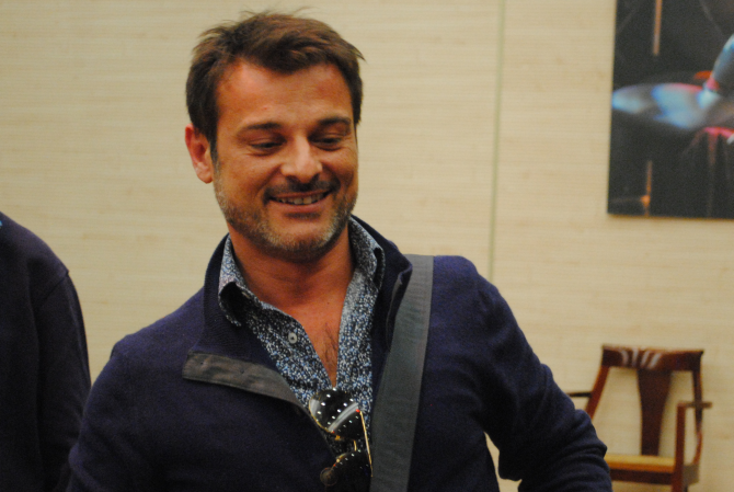 Vincenzo De Rosa la prende col sorriso. Amarissimo, s'intende.