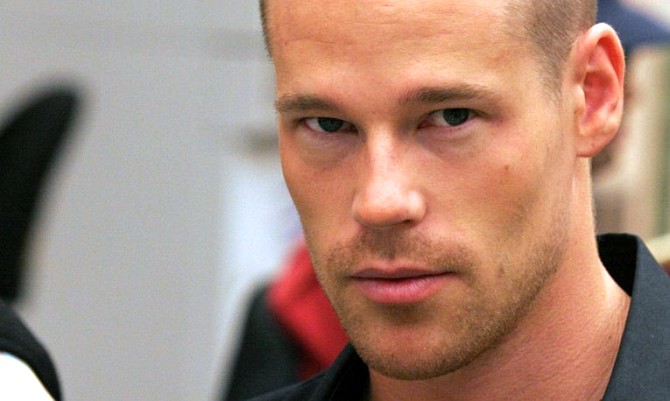 patrik-antonius-eyes
