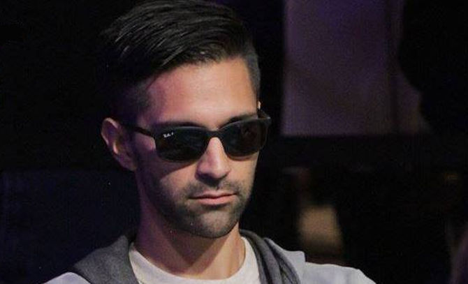Andrew Moreno al tavolo durante il day 5 di ieri notte