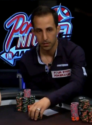 Alec Torelli mentre punta anche sul river. Stavolta gli andrà male.