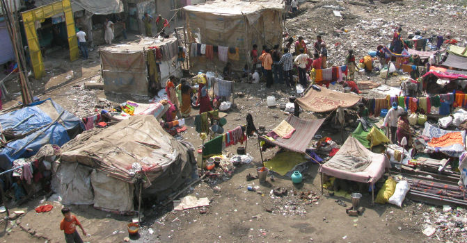 Degrado e povertà: Rosario trascorrerà un mese in Guatemala per aiutare bambini come questi