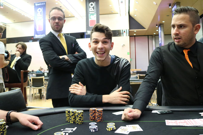 Una faccia da double up!