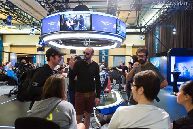 McCormick con Jeff Gross, Jason Mercier e l'immancabile Mustapha Kanit