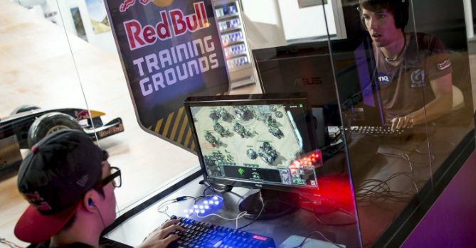 esports-red-bull