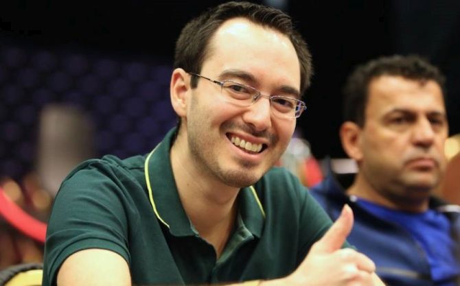 Tra i superstiti anche William "9high like a boss" Kassouf (courtesy Neil Stoddart/Pokerstars)