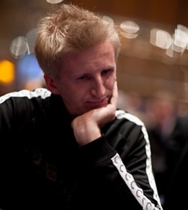 Las Vegas: Andreas Hoivold sposa una dealer del Golden Nugget