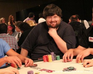 PokerStars EPT Barcellona: Adinolfi al top, rimontona di Candio