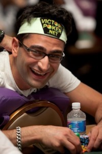 Analisi di una mano con Antonio Esfandiari: le pot odds per battere KK