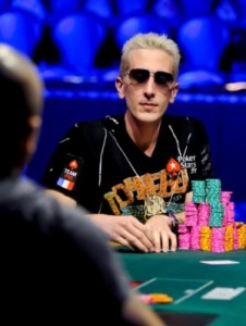 Negreanu sceglie Elky e Haxton per battere Gus Hansen