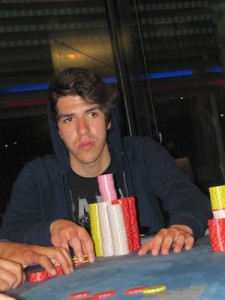 Tilt Poker Cup - Bonomi comanda su Trebbi!