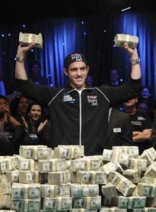 Joe Cada, i media scoprono il campione