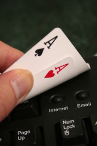 Poker online: L'Unione Europea respinge la proposta belga