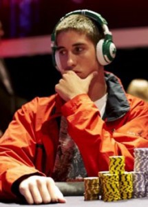 mrGR33n13 vince più di 1 milione in 7 mesi con gli HU
