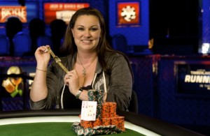 WSOP 2013 ev. #54: Dana Castaneda vince 454.000 $