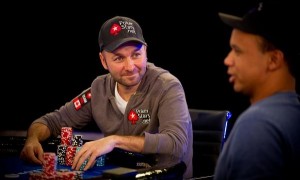 WSOP APAC Main Event: Negreanu sugli scudi