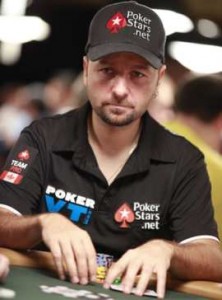 Negreanu: “Re del poker online, siete tutti uguali...”