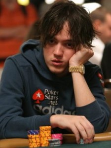 WSOP Main Event: stelle in testa con un'Italia in stallo