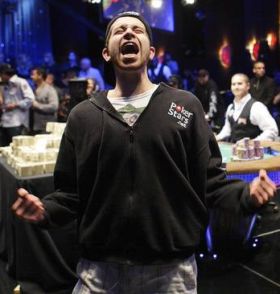 Duhamel: “mi hanno rubato il bracciale del Main Event WSOP"