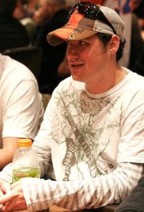 Phil Hellmuth, Mike Matusow e Dustin “Neverwin” Woolf