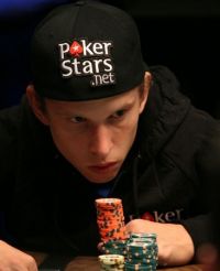 WSOP: sara' Eastgate vs Demidov!