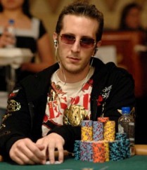 "ElkY" esagerato: vince due eventi WCOOP!