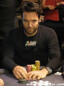 WSOPE 2010 Main Event - day 3: volano Blom e Ivey, bene “superbaldas”