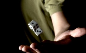 Giocatore patologico non paga debito, giudice gli dà ragione