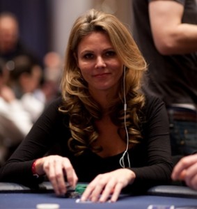 Da stella del poker a cameriera: la strana storia di Clonie Gowen