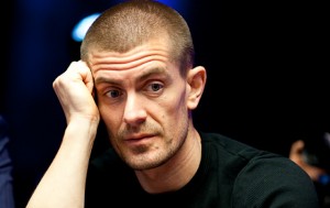 Gus Hansen, neppure il tempo di contarli: ha già perso tutto