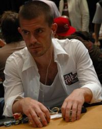 Gus Hansen vince di nuovo 468.000 $ a PLO!