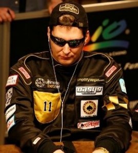WSOP 2011 ev. 33: illusione Phil Hellmuth