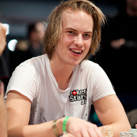 SuperStar Showdown: "Isildur1” si prende la rivincita su “URnotINdangr”