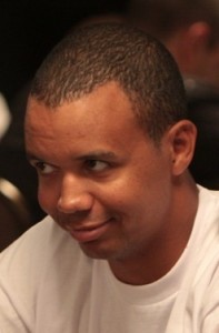 Tutti tifano per Ivey, tranne Doyle Brunson