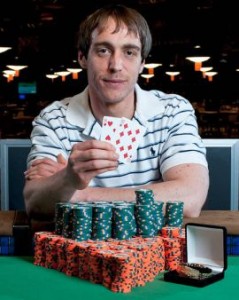 WPT L.A. Poker Classic: scoppia la bolla, Dewitt in testa!