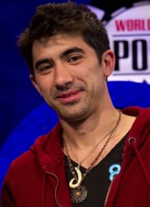 Il chipleader del Main Event WSOP si affida alla Selbst