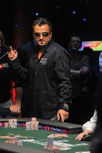 WSOP: Hachem fa marcia indietro