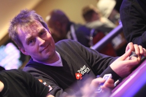 Julian Thew e Darus Suharto "silurati" da PokerStars