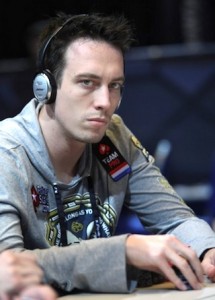 Lex Veldhuis bluffa l'intero tavolo al Main Event WSOP