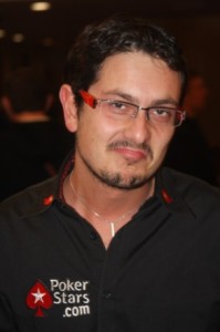 PokerStars EPT Praga - day 2: Pagano e Lusso guidano gli 8 italiani rimasti